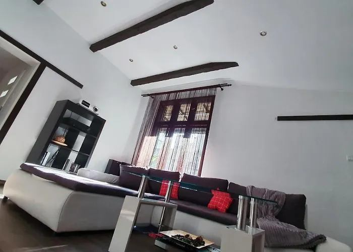 Music & And Apartmán *