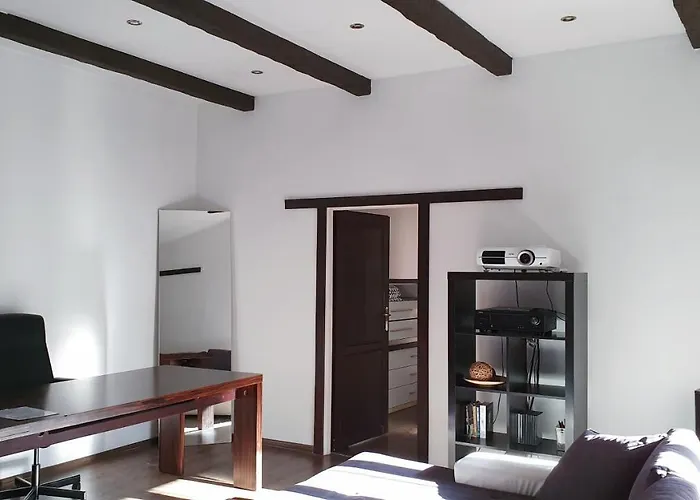 公寓 Music & And *