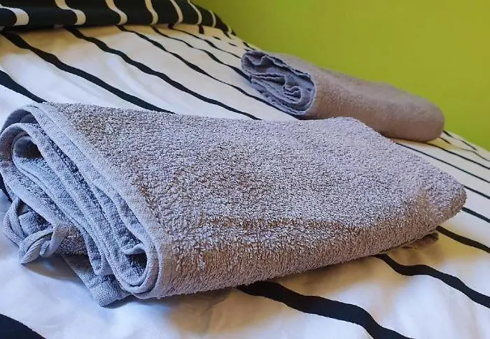 Music & And דירה *